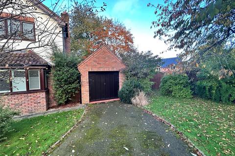 4 bedroom detached house to rent, Dernside Close, Wellington, Hereford