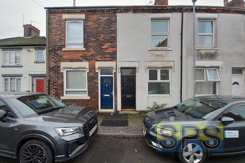 2 bedroom terraced house to rent, Garnet Street, Stoke-on-Trent ST1