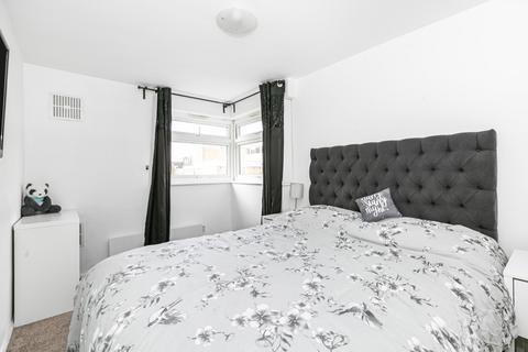 113 Peregrine Road, Sunbury-on-thames, TW16 6JH