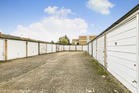 113 Peregrine Road, Sunbury-on-thames, TW16 6JH