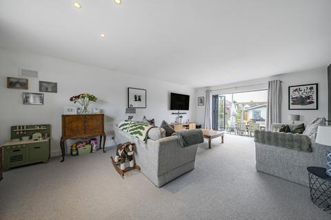 17 Friar Road, Orpington, BR5 2BN