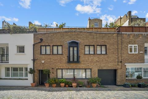 undefined, Montagu Mews West, Marylebone, London, W1H
