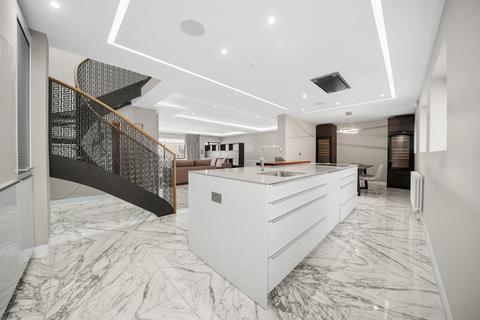undefined, Montagu Mews West, Marylebone, London, W1H