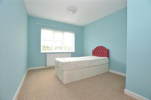 2 bedroom bungalow for sale, The Oval, Rothwell, Leeds, West Yorkshire