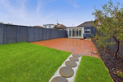 2 bedroom semi-detached bungalow for sale, West Way, Lancing,