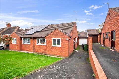 2 bedroom semi-detached bungalow for sale, Badsey Lane Evesham