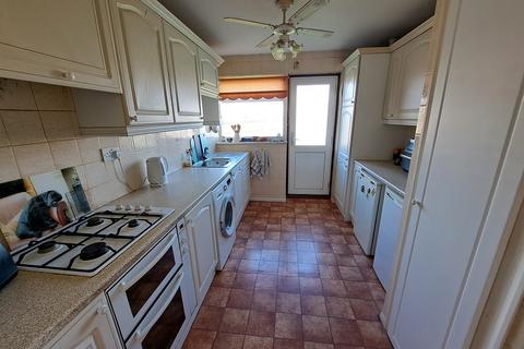 10 Durrell Close, Eastbourne, BN23 7AN