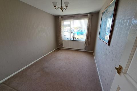 10 Durrell Close, Eastbourne, BN23 7AN