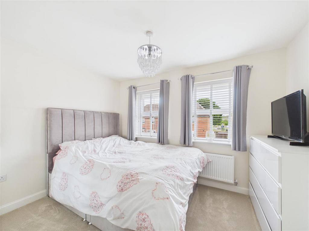 CAM05451 G0-PR0030-STILL004.jpg