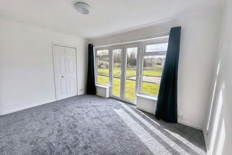 1 bedroom flat for sale, Castledale Avenue, Cowpen , Blyth, Northumberland, NE24 4EL