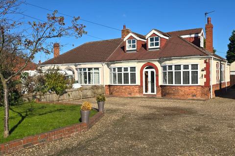 3 bedroom bungalow to rent, Longdales Lane, Hull, North Humberside, HU114LB