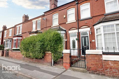 3 bedroom terraced house for sale, Urban Road, Doncaster