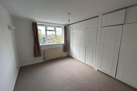 1 bedroom apartment to rent, 12 Lower Edgeborough Road, Guildford GU1