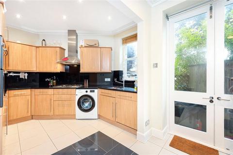 3 bedroom end of terrace house to rent, Riversdale Road, London, N5