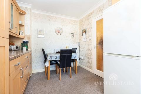 2 bedroom flat for sale, Cavendish Road, Bournemouth BH1