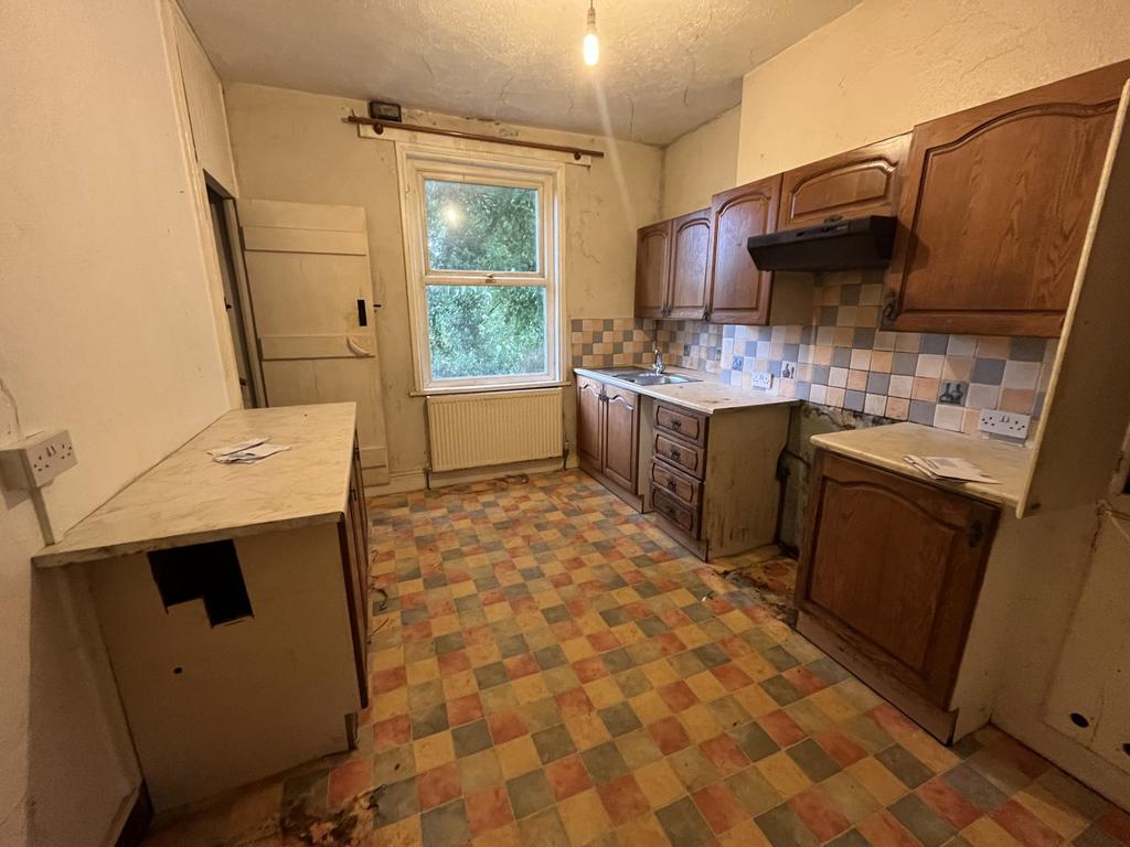 Ure Bank Top, Ripon, North Yorkshire... 2 bed terraced house for sale