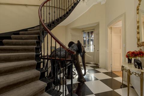 4 Coates Crescent, Edinburgh, EH3 7AL