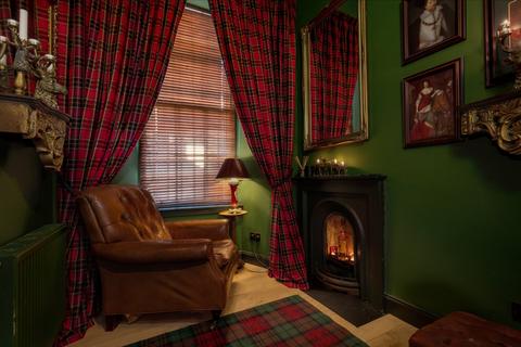 4 Coates Crescent, Edinburgh, EH3 7AL