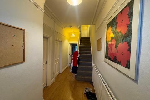 6 bedroom flat to rent, Millicent Road, West Bridgford NG2