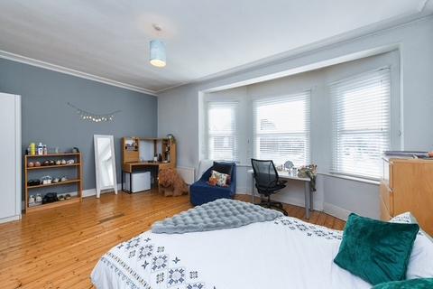 6 bedroom semi-detached house to rent, Millicent Road, West Bridgford NG2