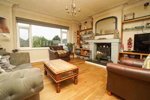 4 bedroom detached bungalow for sale, Park Avenue, Hastings