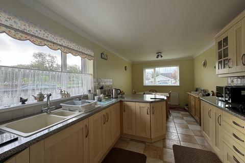 3 bedroom detached house for sale, Llwyn Y Bryn, Ammanford, Carmarthenshire.