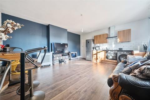 2 bedroom flat for sale, Trewsbury Road, London, SE26