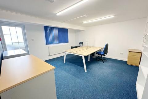 Office to rent, Duke Street, Bedford MK40