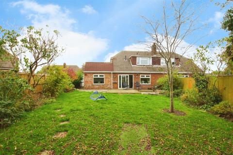 3 bedroom semi-detached house for sale, Heath Way, Swindon SN3