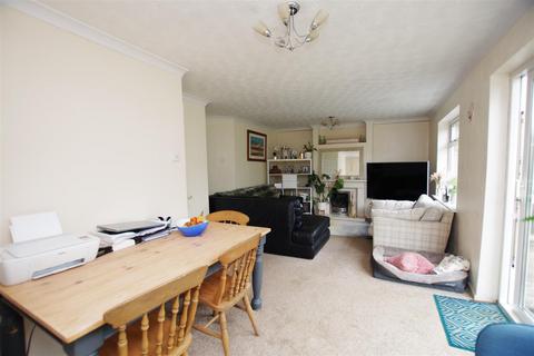 3 bedroom semi-detached house for sale, Heath Way, Swindon SN3