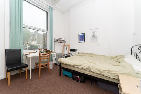 1 bedroom flat for sale, Barons Court Road, W14