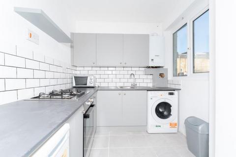 1 bedroom flat for sale, Barons Court Road, W14