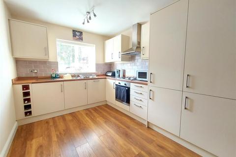 3 bedroom semi-detached house for sale, Lime Grove, Stourport-On-Severn