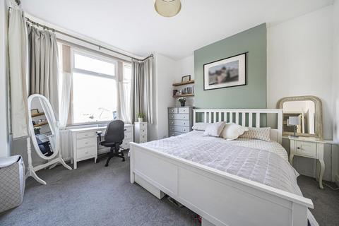 2 bedroom flat for sale, Mitcham Lane, Furzedown