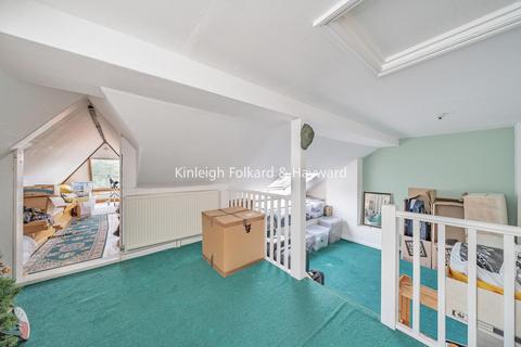 13 Inchmery Road, London, SE6 2NA
