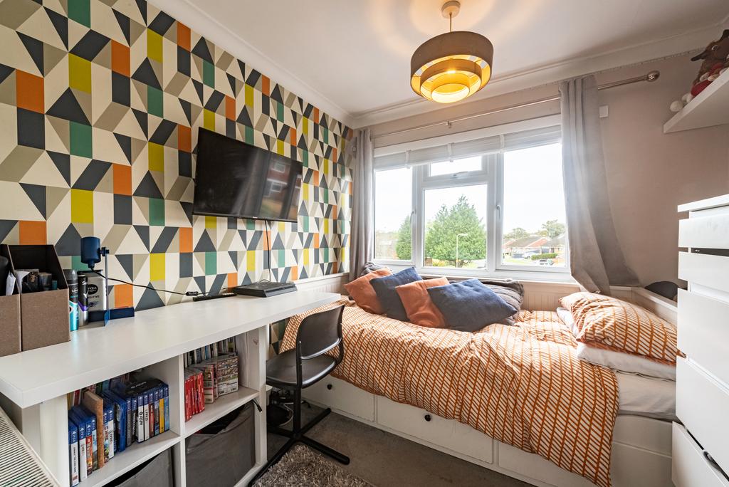 12 Aylesham Way-8