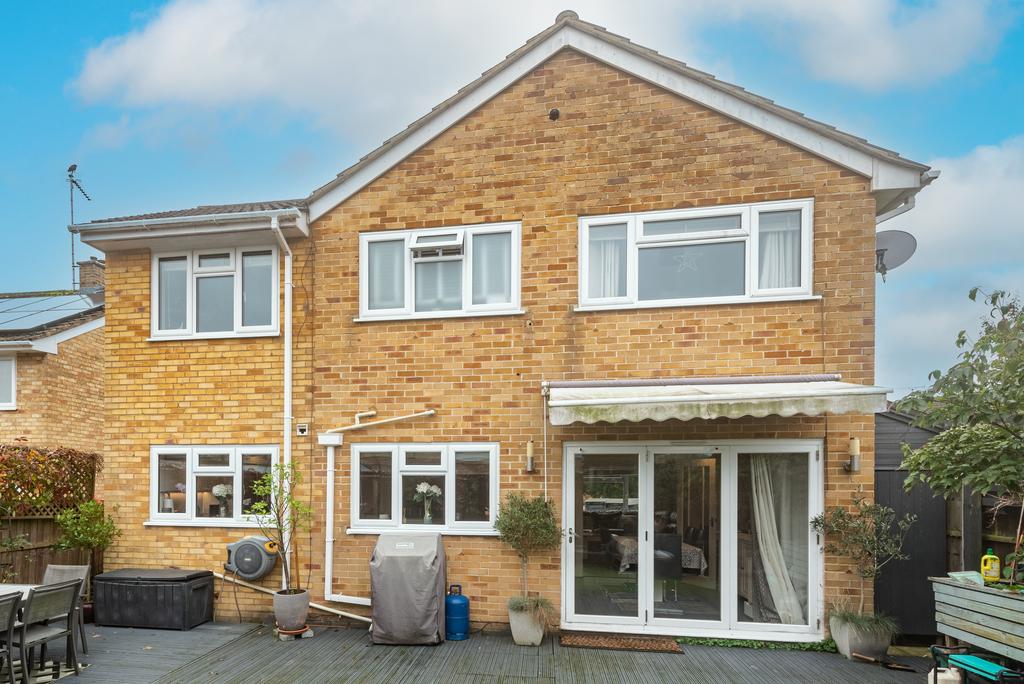 12 Aylesham Way-34
