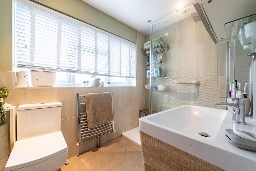 12 Aylesham Way-10