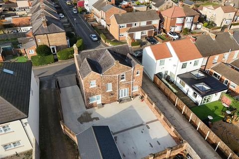 4 bedroom detached house for sale, Cobden Street, Darlington