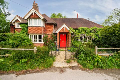 3 bedroom cottage for sale, Hurston Lane, Storrington, RH20