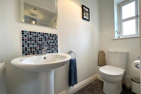 5 Fenton Fields, Fenton, Lincoln, LN1 2GE