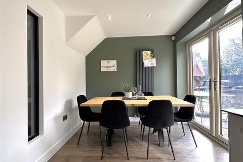 5 Fenton Fields, Fenton, Lincoln, LN1 2GE