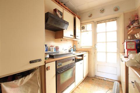 34 Durham Avenue, Hounslow, TW5 0HG