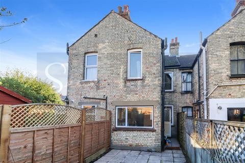 2 bedroom terraced house for sale, Lucan Road, Barnet EN5