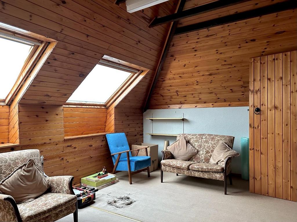 Loft Room/Bedroom 4