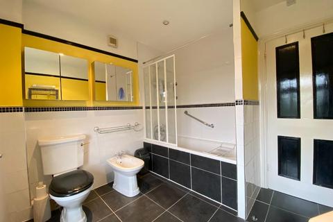 4 bedroom semi-detached house for sale, Hathaway Lane, Stratford-upon-Avon