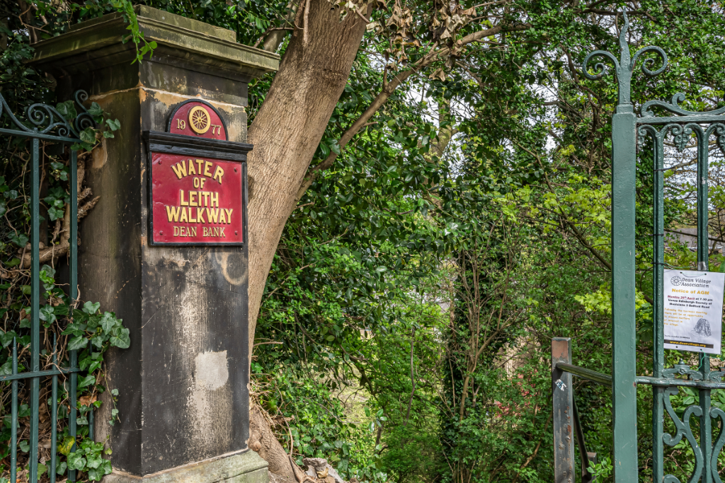 Water of Leith Walkway   Sunbury Mews