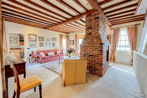 2 bedroom house for sale, The Quay, Burnham-On-Crouch