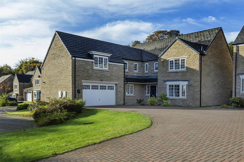 Patch Wood Gardens, Wakefield WF2 5 bed detached house for sale £800,000