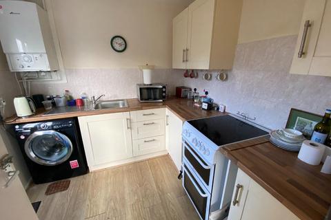 22 Lomas Close, Manchester, M19 1TE
